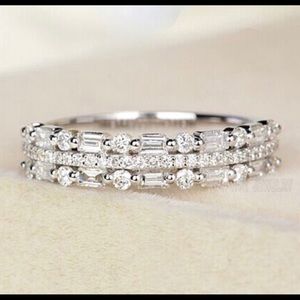 .925 Sterling Silver 3 Carat White Sapphire Ring